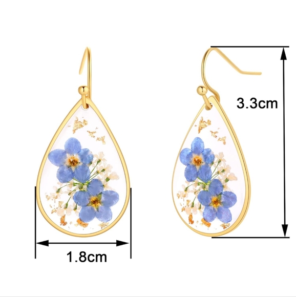 AUNTESIGN | Women's Forget-Me-Not Gold Plated Pressed Wildflower Earrings - Picture 3 of 6
